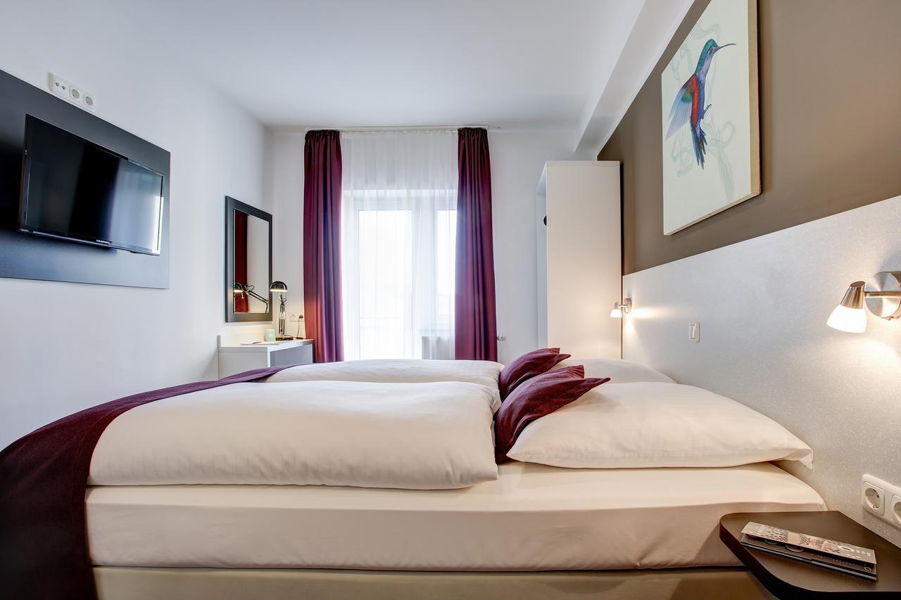Hotel West ハンブルク エクステリア 写真
