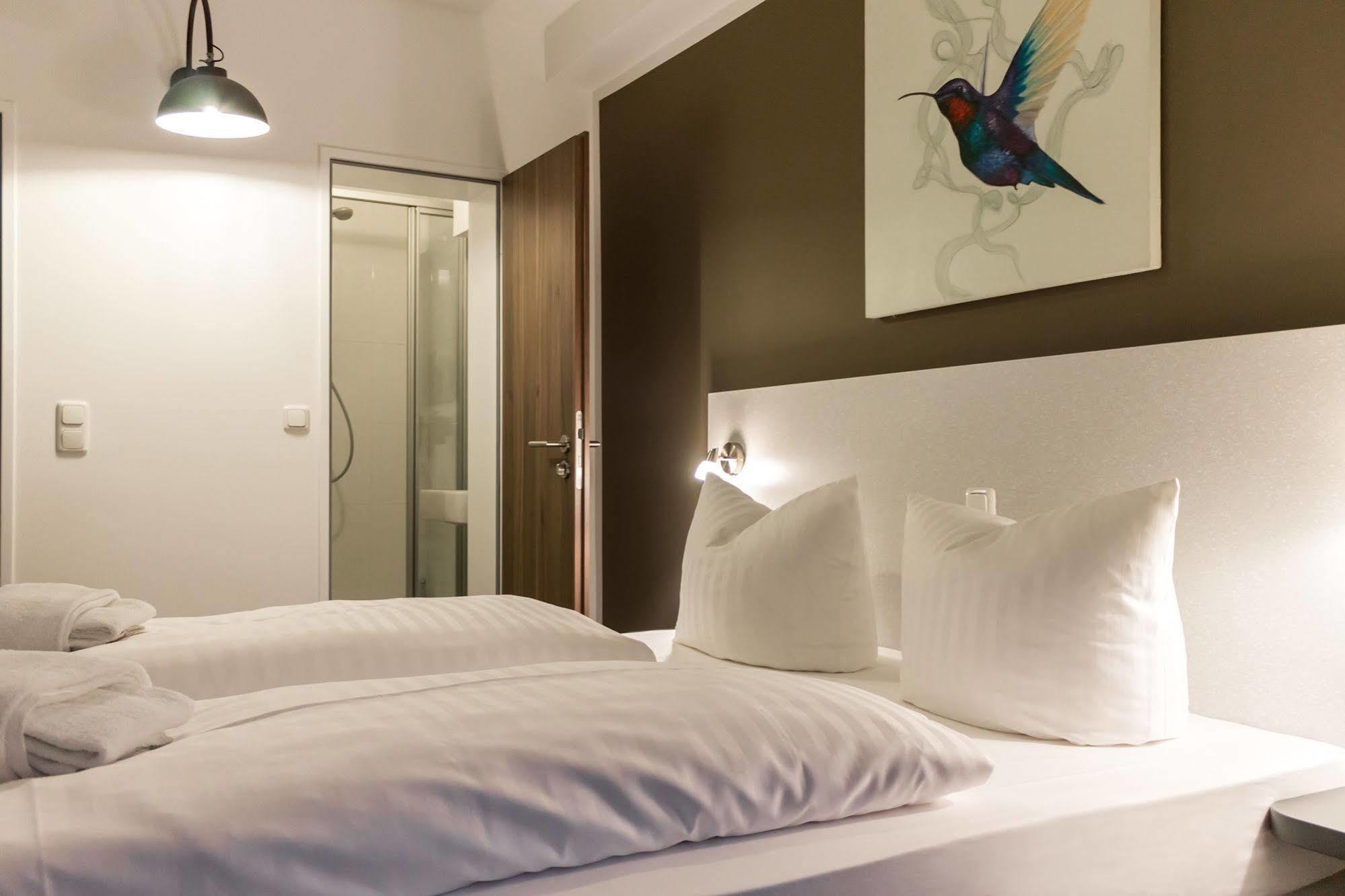 Hotel West ハンブルク エクステリア 写真
